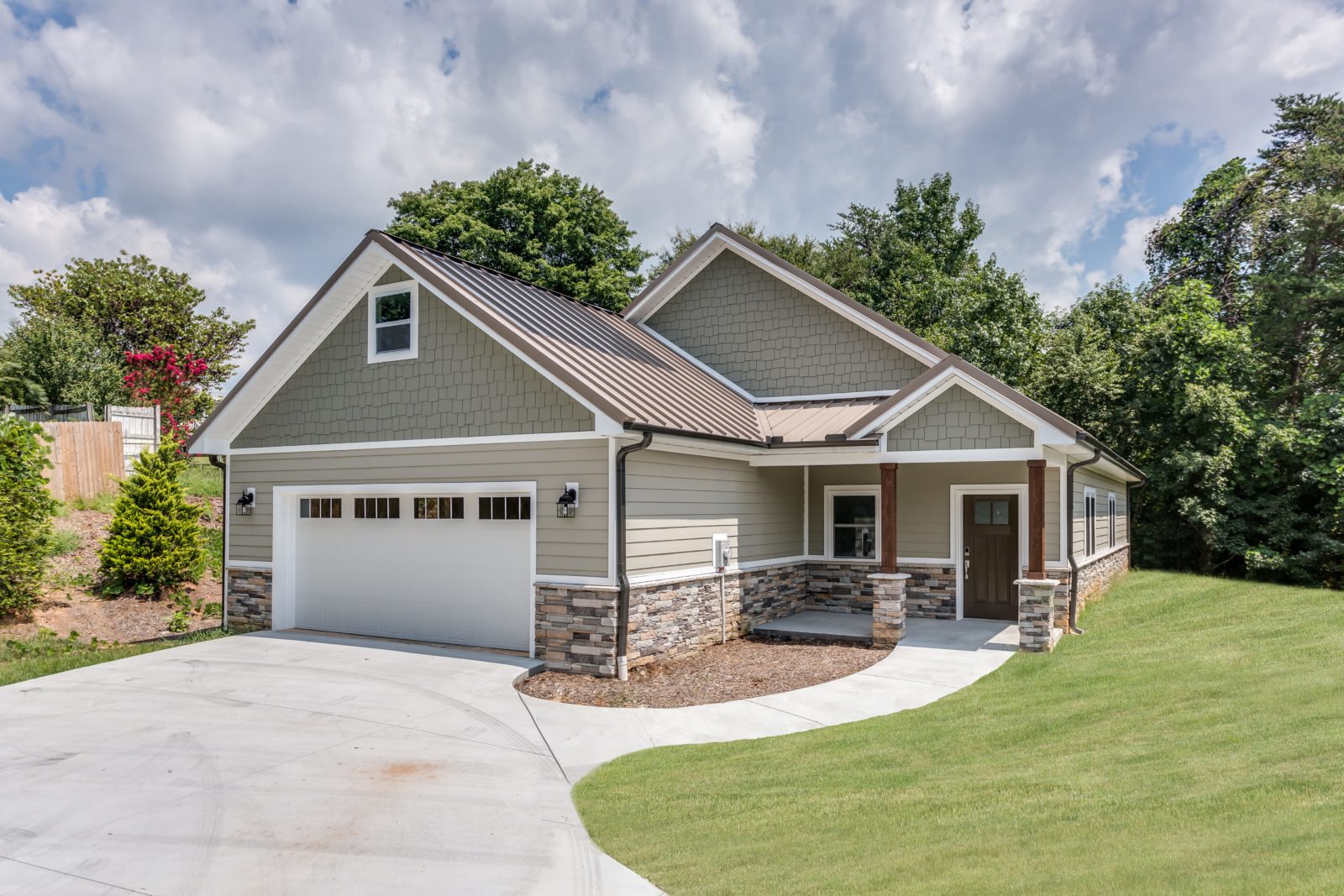 Southern Craftsman Home - New Energy Homes